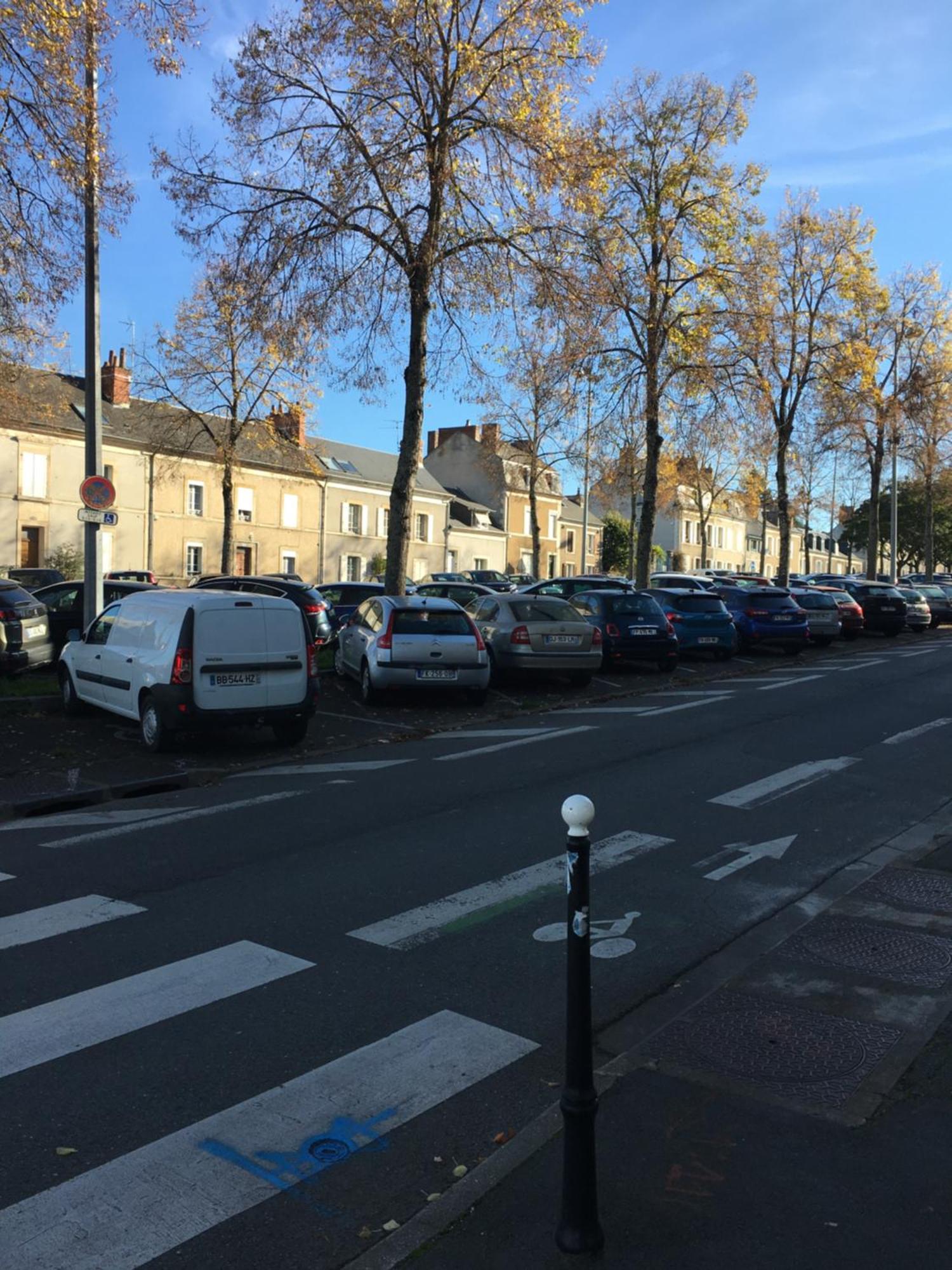 Appart Opale Rdc - Parking Gratuit- Netflix Bourges Exterior foto